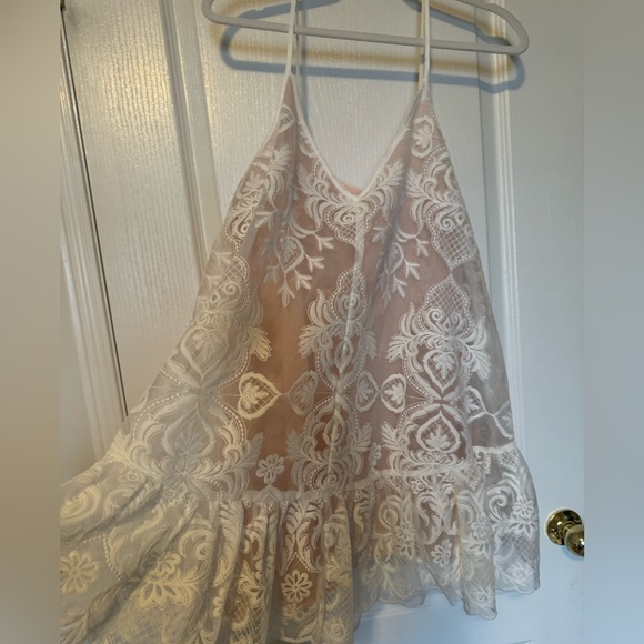 NWT SHOWPO MINI SLIP DRESS - Picture 4 of 5